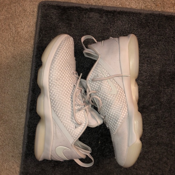 Lebron - Picture 1 of 2